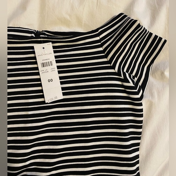 Ann Taylor NWT Striped Off the Shoulder Dress size 00 - Picture 4 of 7
